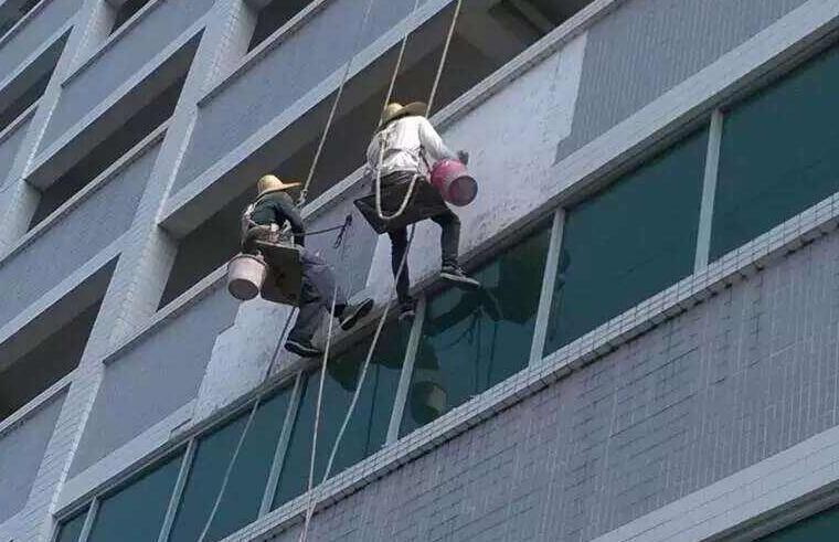 外墻防水刻不容緩，具體施工補漏方案如下